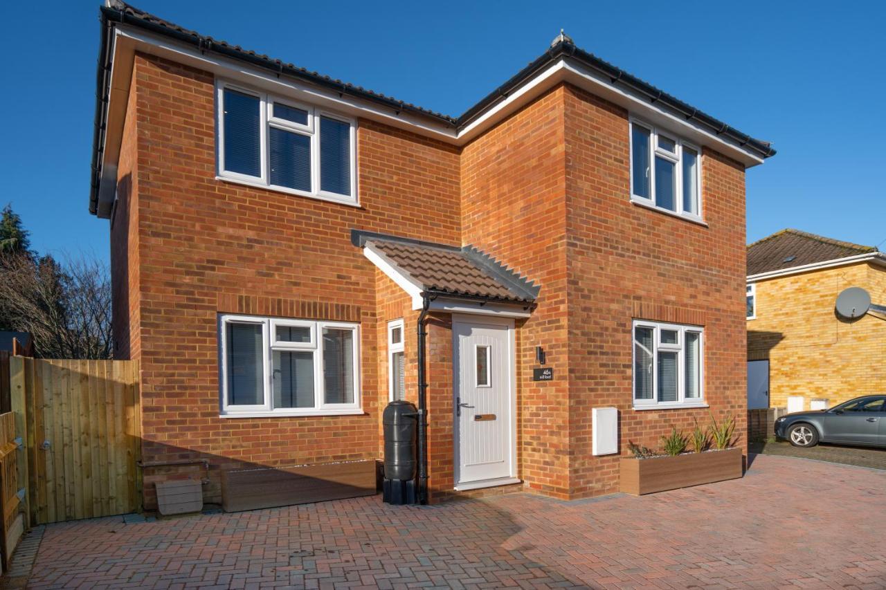 Mill Road Ground Floor Apartment Crawley  Exterior photo